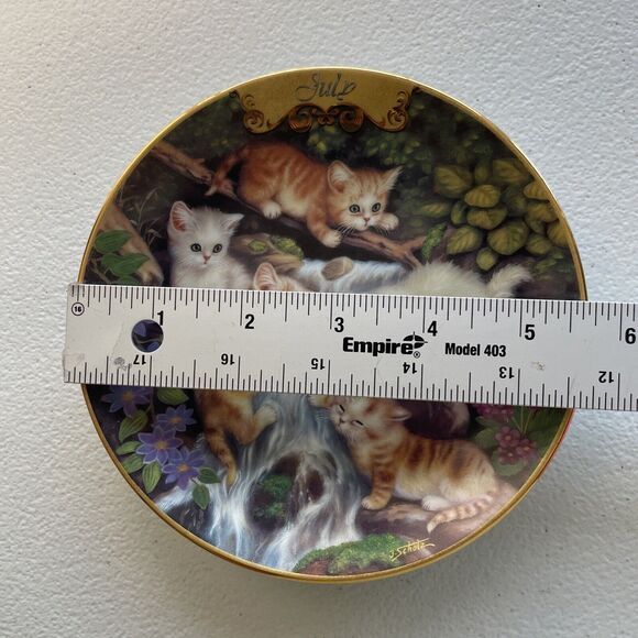 July - At The Little Waterfall Plate Cat Kitten By Jurgen Scholz Timeless Tails - Picture 9 of 9